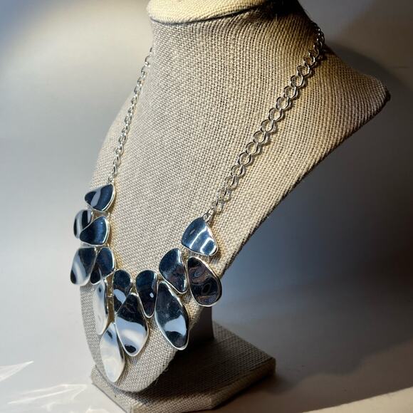 INC Brillant Silver Tone Necklace NWT - Picture 10 of 12